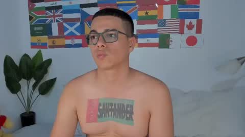 Snapshot of sergiocamiloa_30 chatting on June 27, 10:37 pm jax fire online show from June 27, 10:37 pm