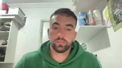 Snapshot of serpent_sexy chatting on April 12, 8:58 pm serpent_sexy online show from April 12, 8:58 pm
