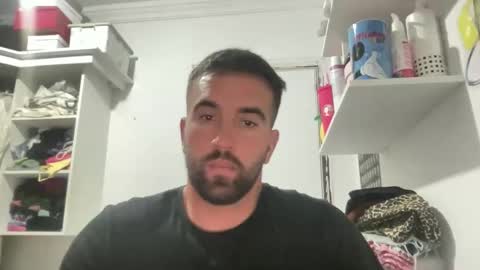 Snapshot of serpent_sexy chatting on April 19, 9:17 pm serpent_sexy online show from April 19, 9:17 pm