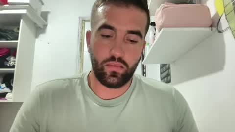 Snapshot of serpent_sexy chatting on May 28, 10:29 pm serpent_sexy online show from May 28, 10:29 pm