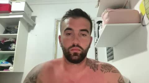 Snapshot of serpent_sexy chatting on May 29, 10:30 pm serpent_sexy online show from May 29, 10:30 pm
