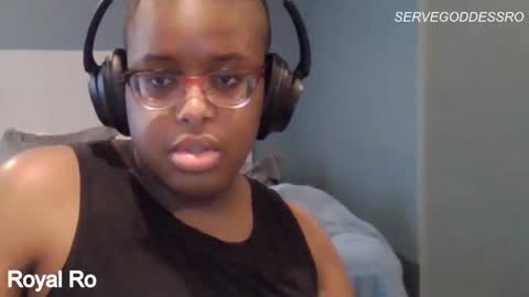 Snapshot of servegoddessro chatting on April 26, 6:16 pm servegoddessro online show from April 26, 6:16 pm