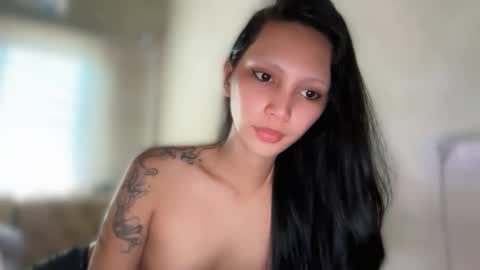 Snapshot of service_dolly69 chatting on May 19, 2:07 am service_dolly69 online show from May 19, 2:07 am