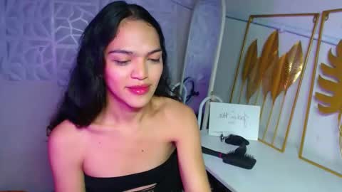 Bella online show from December 16, 1:10 am