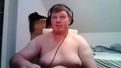 Snapshot of setcuna chatting on May 12, 6:38 pm setcuna online show from May 12, 6:38 pm