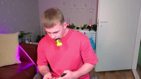 SevanS14 online show from January 13, 11:59 am