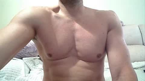 Snapshot of sex_machine_19 chatting on April 8, 9:20 am SEX MACHINE 19 online show from April 8, 9:20 am