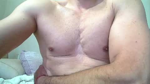 Snapshot of sex_machine_19 chatting on May 2, 9:14 am SEX MACHINE 19 online show from May 2, 9:14 am