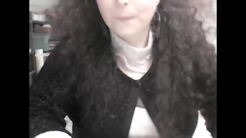 Snapshot of sexcoppia_24 chatting on February 18, 9:27 am sexcoppia_24 online show from February 18, 9:27 am