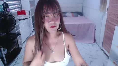 Snapshot of sexcum_trendingts_now chatting on June 21, 11:40 pm MS Anna online show from June 21, 11:40 pm