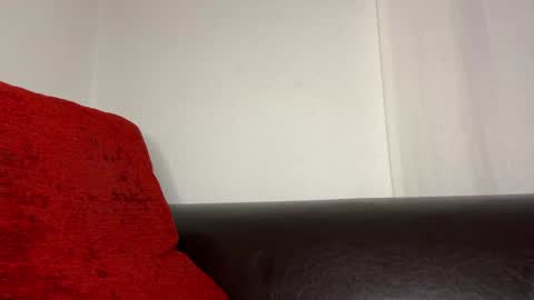 Snapshot of sexfriendch chatting on January 3, 2:54 am Lucenzo  online show from January 3, 2:54 am