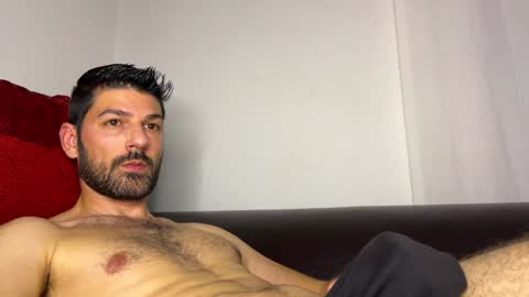 Snapshot of sexfriendch chatting on January 8, 6:52 am Lucenzo  online show from January 8, 6:52 am