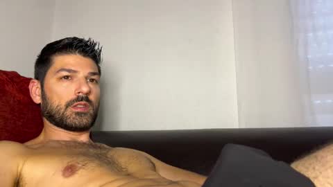 Snapshot of sexfriendch chatting on October 5, 3:54 pm Lucenzo  online show from October 5, 3:54 pm