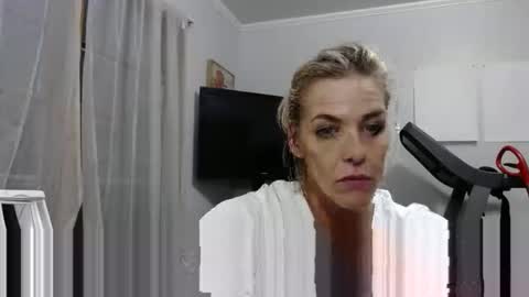 Sexi Chrisly online show from November 16, 7:03 am