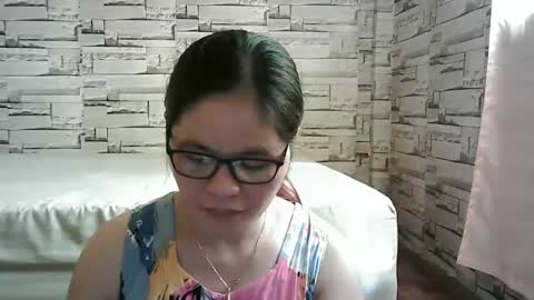 Snapshot of sexi_monica chatting on January 18, 6:13 am sexi_monica online show from January 18, 6:13 am