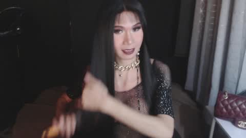 Snapshot of sexiest_asiants chatting on December 12, 8:03 am nicole online show from December 12, 8:03 am