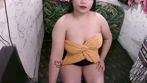 Snapshot of seximarsh88 chatting on February 7, 5:16 pm Thess A. online show from February 7, 5:16 pm