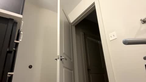 sexislitpuss69 online show from February 7, 10:41 pm