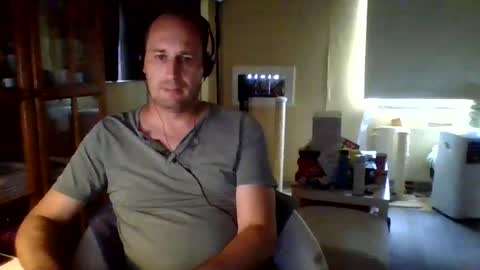 Snapshot of sexlobo1 chatting on June 27, 4:01 pm Sexlobo online show from June 27, 4:01 pm