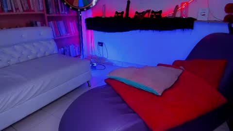 Snapshot of sexonfire111 chatting on July 1, 2:07 pm April 18 year and ROSS dick 20cm online show from July 1, 2:07 pm