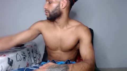 Snapshot of sexseason777 chatting on May 24, 7:24 am STIIV G online show from May 24, 7:24 am