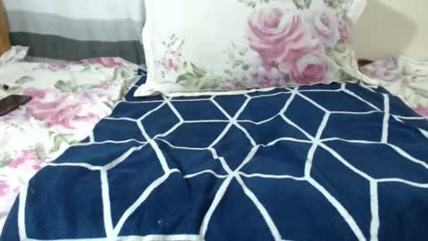 Snapshot of sexsexyx chatting on January 11, 11:56 am sexsexyx online show from January 11, 11:56 am