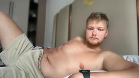 Snapshot of sexual_sbotage chatting on February 14, 3:58 am Max Leman online show from February 14, 3:58 am