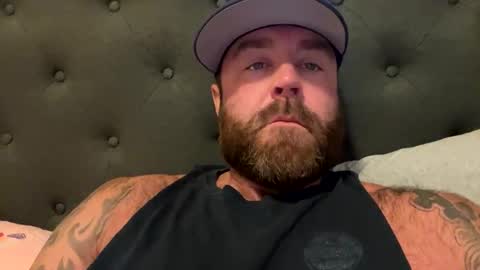 Big uncut hunk online show from October 26, 6:36 pm