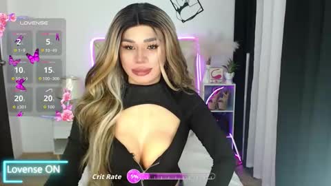 sexxxy_phoenix online show from April 4, 10:46 am