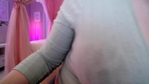 Snapshot of sexxxyprincess chatting on May 21, 2:29 am Princess online show from May 21, 2:29 am