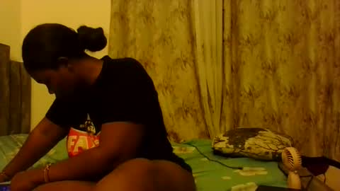 Snapshot of sexxy_beiby chatting on March 4, 11:55 pm sexxy_beiby online show from March 4, 11:55 pm