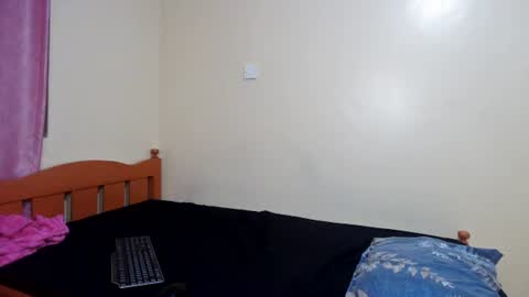 Snapshot of sexxy_butty chatting on June 18, 2:56 am Gigie online show from June 18, 2:56 am