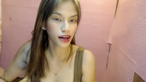 Snapshot of sexxy_dahlia chatting on August 1, 7:18 am Dahlia online show from August 1, 7:18 am
