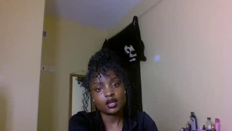 sexxy_daisyy online show from October 24, 8:11 am