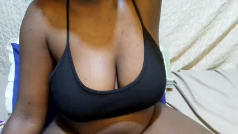 Snapshot of sexxy_maya1 chatting on July 9, 10:36 pm sexxy_maya1 online show from July 9, 10:36 pm