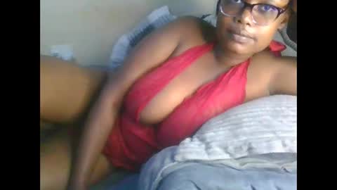 Snapshot of sexxy_mish chatting on April 25, 4:04 am sexxy_mish online show from April 25, 4:04 am