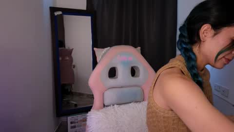  Angie   online show from November 27, 11:12 am