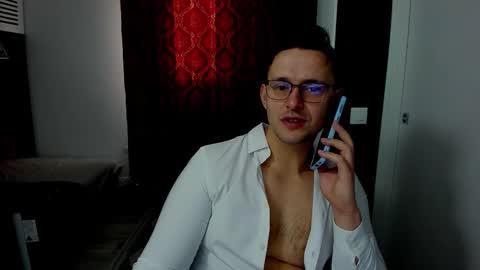 Sexxymuscles4U online show from December 15, 7:56 am