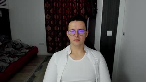 Sexxymuscles4U online show from February 16, 8:32 am