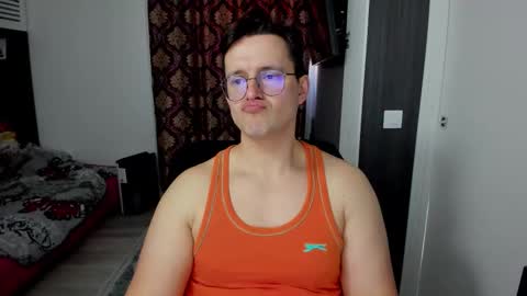 Sexxymuscles4U online show from March 1, 11:56 am