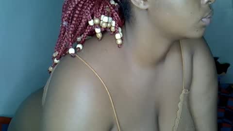 Snapshot of sexxyneil_ chatting on September 25, 8:01 pm sexxyneil_ online show from September 25, 8:01 pm