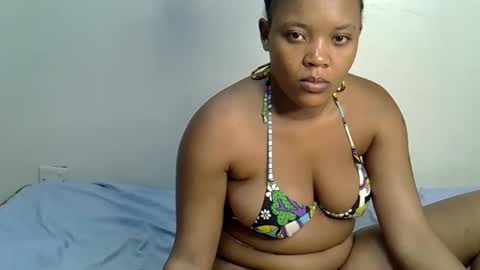 Snapshot of sexxythea_ chatting on October 9, 8:07 pm sexxythea_ online show from October 9, 8:07 pm