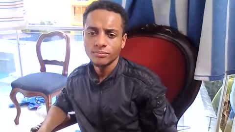 Snapshot of sexy_0boy chatting on April 1, 9:34 pm Sebastian online show from April 1, 9:34 pm