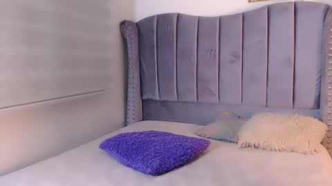 Snapshot of sexy_abby001 chatting on August 9, 4:12 pm abby online show from August 9, 4:12 pm
