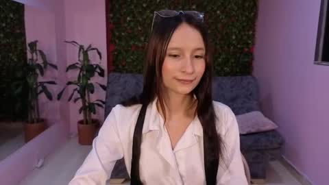 Snapshot of sexy_ailin chatting on June 1, 11:01 am Ailin online show from June 1, 11:01 am