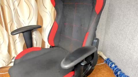 Snapshot of sexy_as_fuck_ chatting on January 1, 7:53 pm Jessica  Face only in pvt or in snapchat Dont ask more.... online show from January 1, 7:53 pm