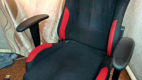 Snapshot of sexy_as_fuck_ chatting on October 16, 10:27 am Jessica  Face only in pvt or in snapchat Dont ask more.... online show from October 16, 10:27 am