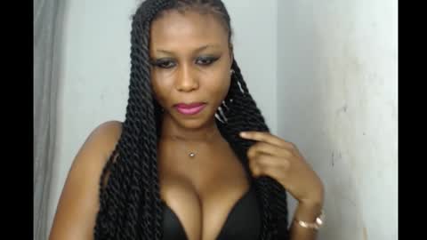 Snapshot of sexy_badgirl2 chatting on September 23, 6:27 am Sexy blackgirl2 online show from September 23, 6:27 am