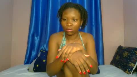 Snapshot of sexy_bellah1 chatting on May 2, 5:40 pm bellah online show from May 2, 5:40 pm