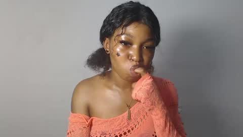 sexy_bluey247 online show from April 5, 6:38 pm